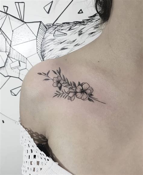 Best 70+ Collar Bone Tattoos for Females